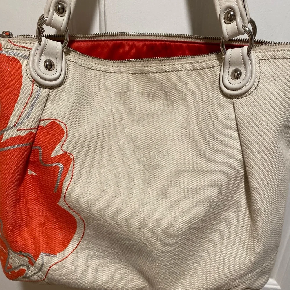 Coach sparkle, Canvas Tote Bag - Orange and Cream - Picture 7 of 10